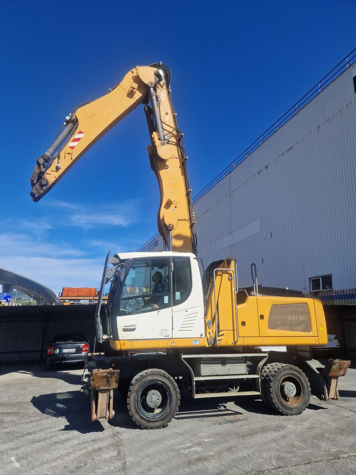 LIEBHERR LH30M - Materialhanterare: bild 1 LIEBHERR LH30M - Materialhanterare: bild 1