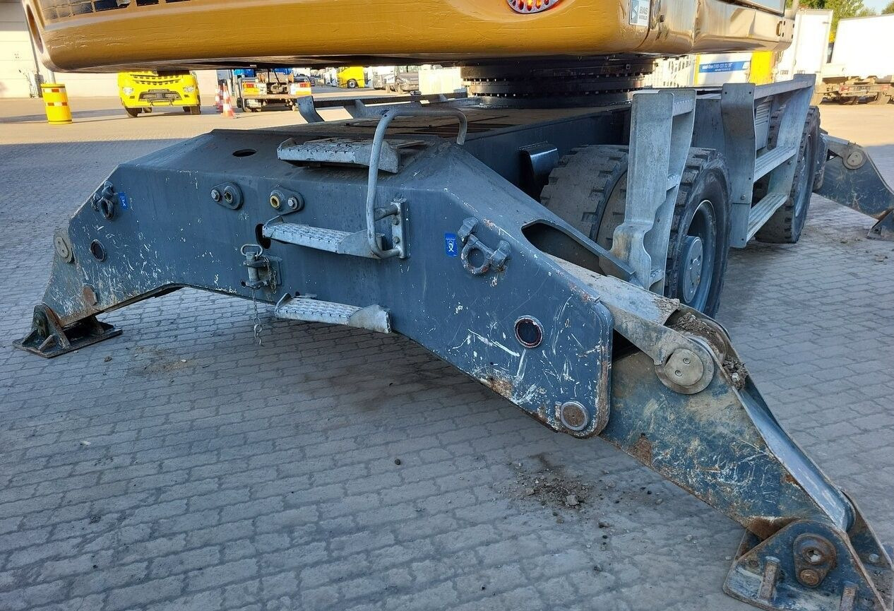 Materialhanterare LIEBHERR LH30M: bild 13