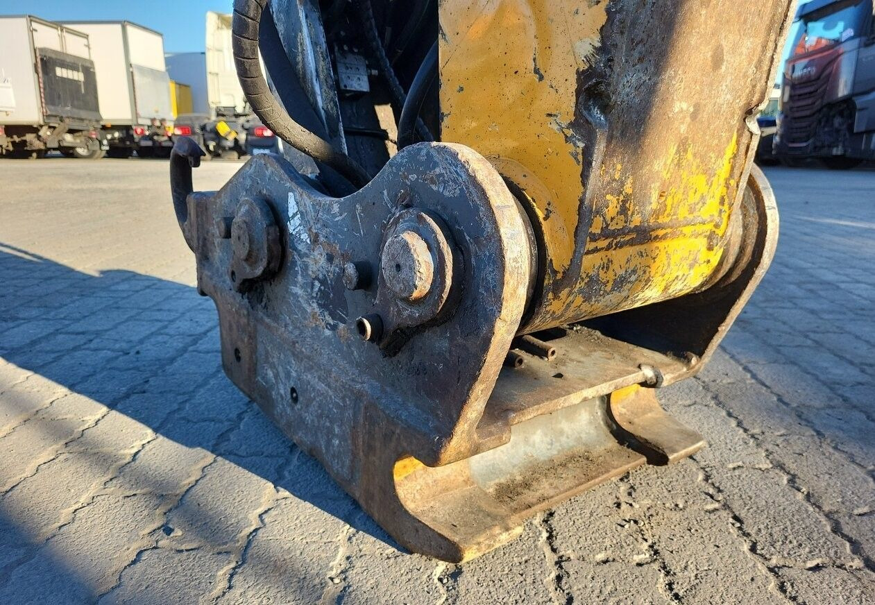 Materialhanterare LIEBHERR LH30M: bild 28