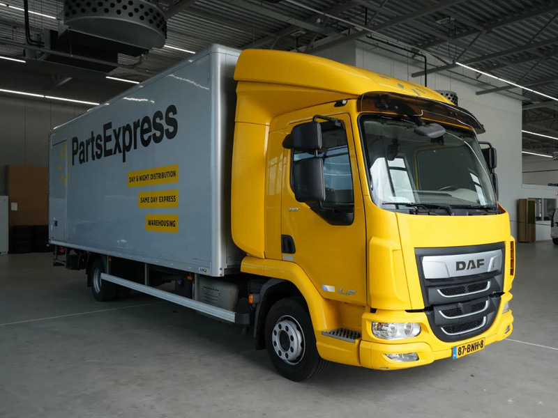 DAF LF 210 FA, 12t, Gesloten Bak, Laadklep 1,5t, Zijdeur, New Apk - Lastbil med skåp: bild 3 DAF LF 210 FA, 12t, Gesloten Bak, Laadklep 1,5t, Zijdeur, New Apk - Lastbil med skåp: bild 3