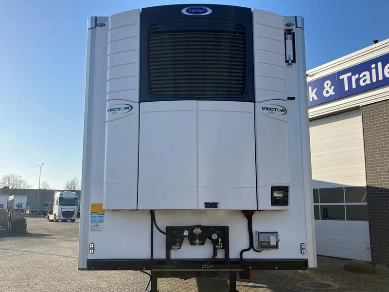 Kässbohrer SRI F 3 / 10 - 12 / 27 Koeler met Carrier koelmotor - Kyl/ Frys semitrailer: bild 3 Kässbohrer SRI F 3 / 10 - 12 / 27 Koeler met Carrier koelmotor - Kyl/ Frys semitrailer: bild 3