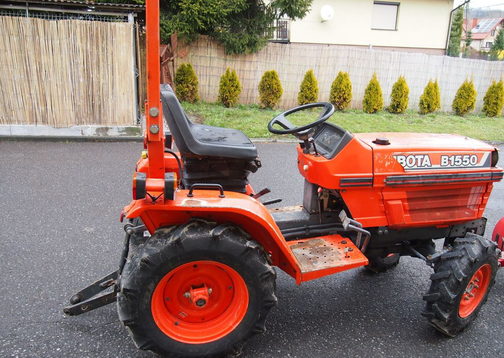 Ciągnik Kubota B1550 1994 traktorek KUBOTA 4x4 19KM - Traktor: bild 3 Ciągnik Kubota B1550 1994 traktorek KUBOTA 4x4 19KM - Traktor: bild 3