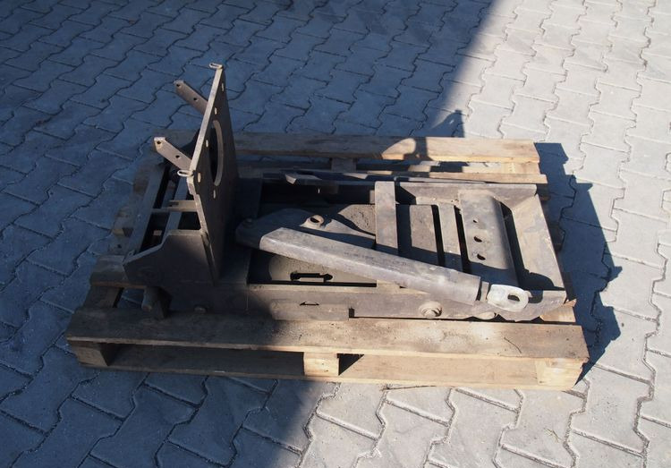 Zaczep Massey Ferguson 3000, 3100, 3600, 8100, 8200 2000 Zaczep dolny HITCH Massey Ferguson , CLAAS - Reservdelar för Lantbruksmaskiner: bild 5 Zaczep Massey Ferguson 3000, 3100, 3600, 8100, 8200 2000 Zaczep dolny HITCH Massey Ferguson , CLAAS - Reservdelar för Lantbruksmaskiner: bild 5