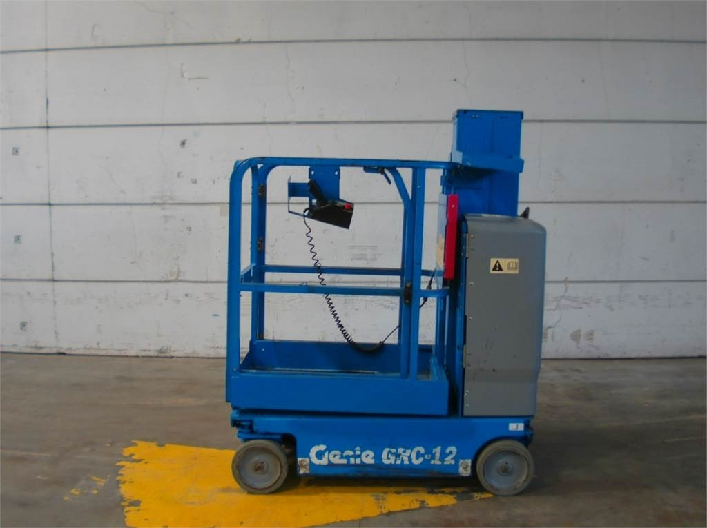 Genie GRC12 - Pelarlift: bild 1 Genie GRC12 - Pelarlift: bild 1