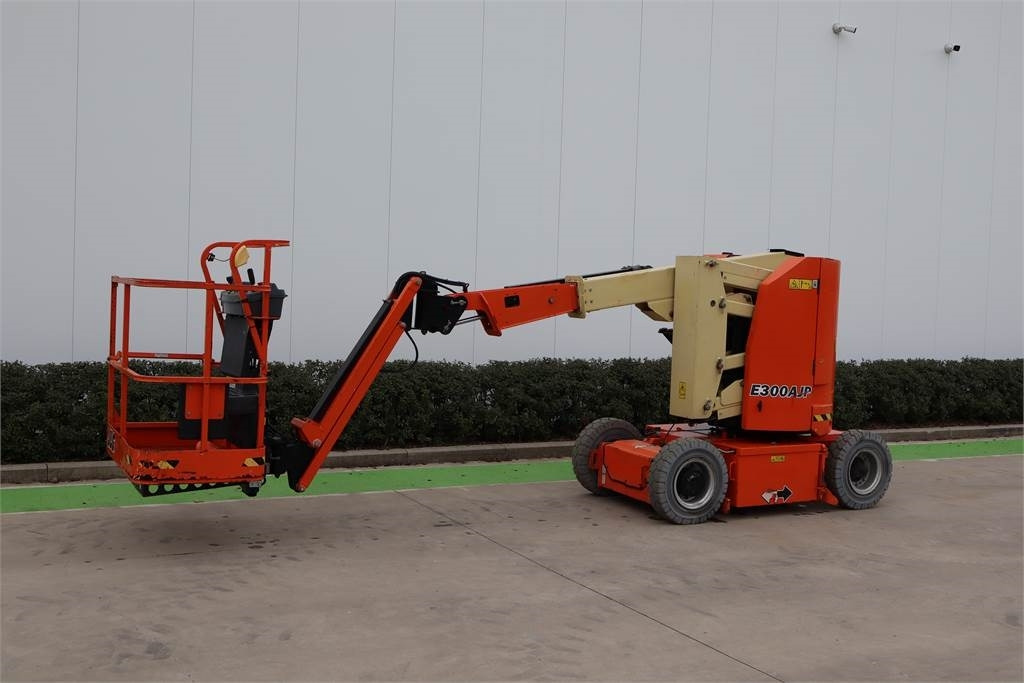 JLG E300AJP - Bomlift: bild 2 JLG E300AJP - Bomlift: bild 2