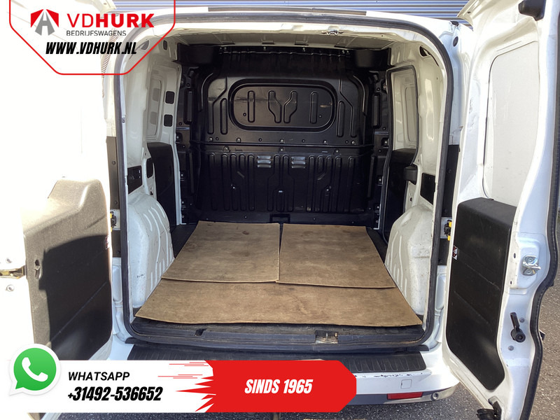 Fiat Dobló Cargo 1.6 MJ 105 pk EXPORT ONLY Airco/ PDC/ Trekhaak - Små skåpbil: bild 5 Fiat Dobló Cargo 1.6 MJ 105 pk EXPORT ONLY Airco/ PDC/ Trekhaak - Små skåpbil: bild 5