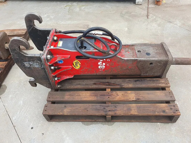 Diversen JB20S - Hydraulisk hammare för Byggmaskiner: bild 1 Diversen JB20S - Hydraulisk hammare för Byggmaskiner: bild 1