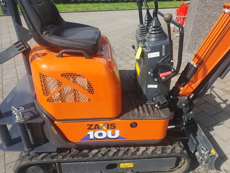 Hitachi ZX10U - 6 serie - 33 working hours - - Minigrävmaskin: bild 3 Hitachi ZX10U - 6 serie - 33 working hours - - Minigrävmaskin: bild 3
