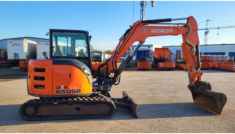 Hitachi ZX65USB-5A CLR - Bandgrävare: bild 5 Hitachi ZX65USB-5A CLR - Bandgrävare: bild 5