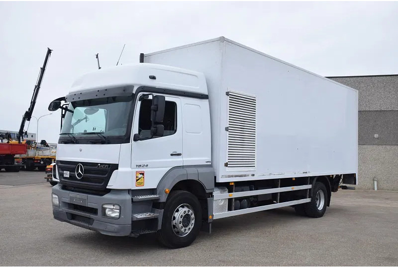 Mercedes-Benz Axor 1824 - Lastbil med skåp: bild 1 Mercedes-Benz Axor 1824 - Lastbil med skåp: bild 1