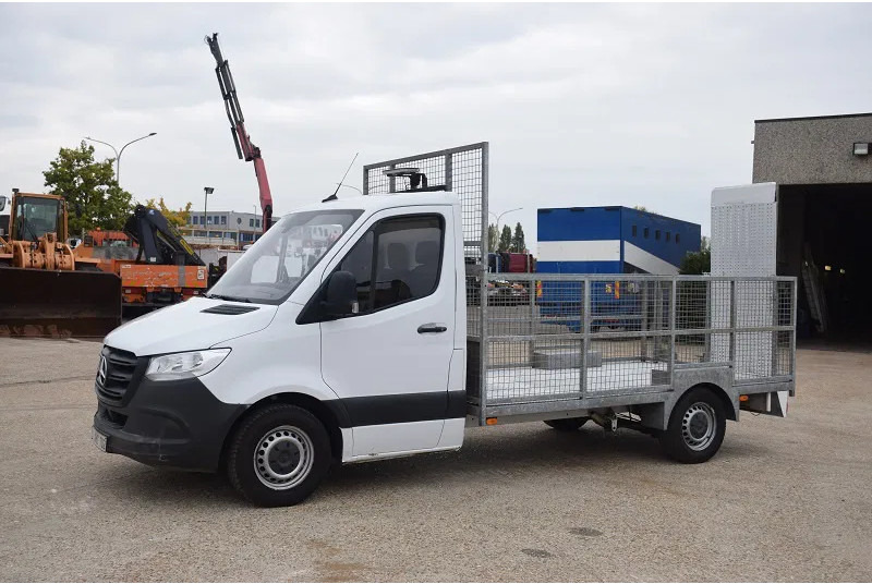 Mercedes-Benz Sprinter 316 - Transportbil med flak: bild 3 Mercedes-Benz Sprinter 316 - Transportbil med flak: bild 3
