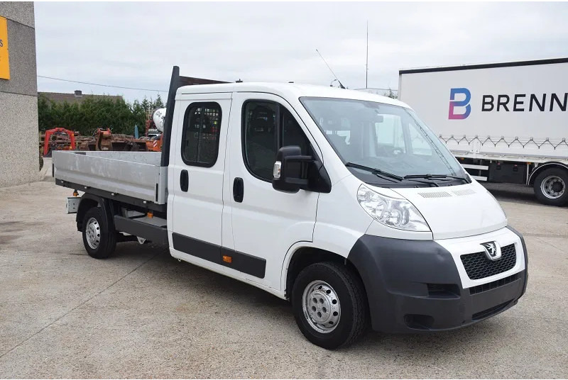 Peugeot Boxer 2.2 L -130 pk - - Transportbil med flak, Dubbelhytt transportbil: bild 1 Peugeot Boxer 2.2 L -130 pk - - Transportbil med flak, Dubbelhytt transportbil: bild 1