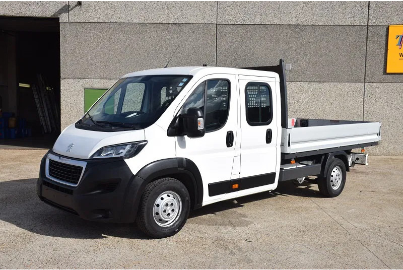 Peugeot Boxer BOXER 2.0 L -130 pk -L4 - Transportbil med flak, Dubbelhytt transportbil: bild 1 Peugeot Boxer BOXER 2.0 L -130 pk -L4 - Transportbil med flak, Dubbelhytt transportbil: bild 1