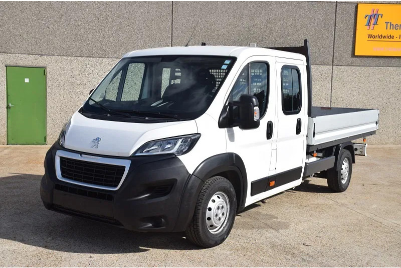 Peugeot Boxer BOXER 2.0 L -130 pk -L4 - Transportbil med flak, Dubbelhytt transportbil: bild 2 Peugeot Boxer BOXER 2.0 L -130 pk -L4 - Transportbil med flak, Dubbelhytt transportbil: bild 2