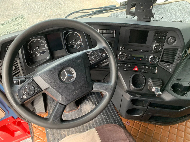 Mercedes-Benz Actros 2548 6X2 + Aanhanger*Palfinger crane*Cruise control*Airco* - Kapellbil, Kranbil: bild 3 Mercedes-Benz Actros 2548 6X2 + Aanhanger*Palfinger crane*Cruise control*Airco* - Kapellbil, Kranbil: bild 3