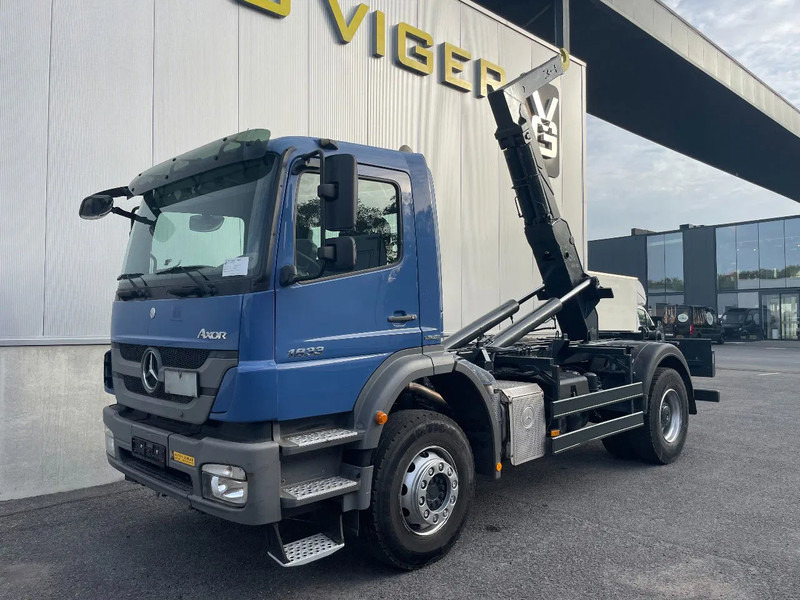 Mercedes-Benz Axor 1833 *cruise control*bluetooth*airconditioning*differentieelslot - Lastväxlare lastbil: bild 4 Mercedes-Benz Axor 1833 *cruise control*bluetooth*airconditioning*differentieelslot - Lastväxlare lastbil: bild 4