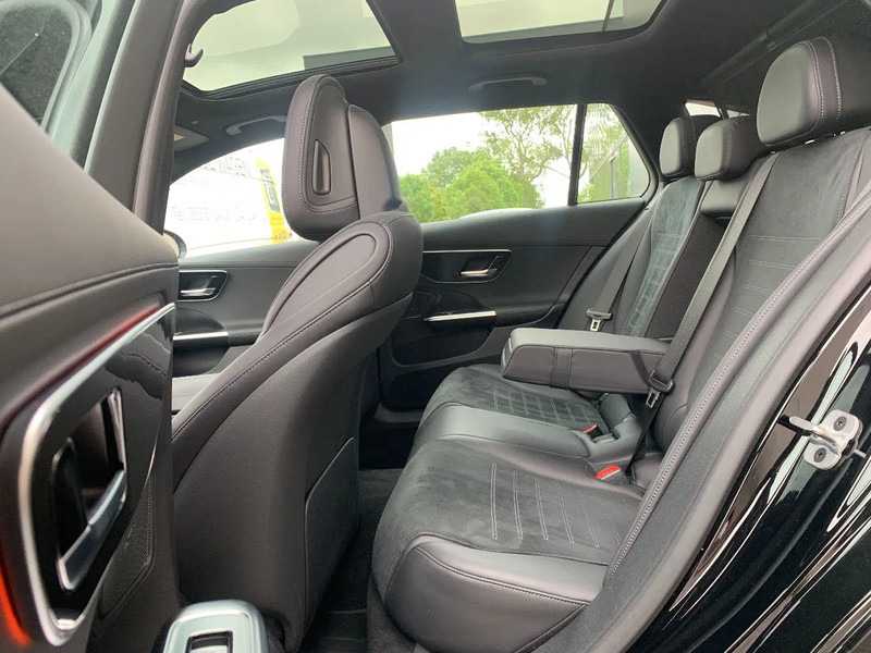 Mercedes-Benz C-Klasse 300*Parktronic*Thermatic*Distronic*Rijstrookassistent*Panoramische dak* - Personbil: bild 5 Mercedes-Benz C-Klasse 300*Parktronic*Thermatic*Distronic*Rijstrookassistent*Panoramische dak* - Personbil: bild 5