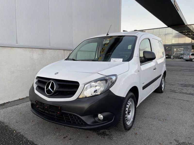 Mercedes-Benz Citan 109 CDI *Navigatie*Airco*Buitenspiegels verwarmd&elektr. verstelbaar - Små skåpbil: bild 1 Mercedes-Benz Citan 109 CDI *Navigatie*Airco*Buitenspiegels verwarmd&elektr. verstelbaar - Små skåpbil: bild 1