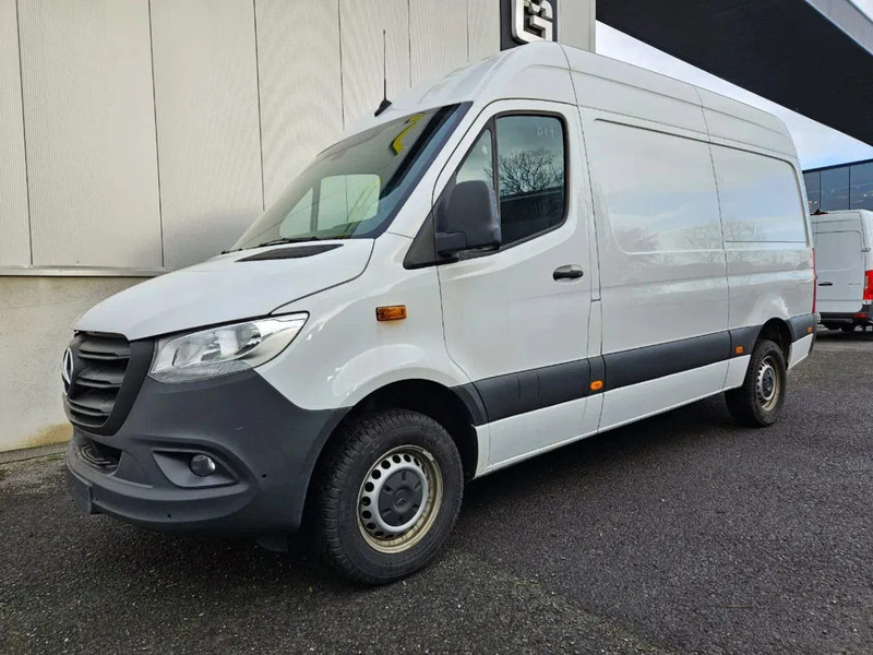 Mercedes-Benz Sprinter 317 L2H2*Achteruitrijcamera*360°camera*Zetelverwarming* - Skåpbil: bild 1 Mercedes-Benz Sprinter 317 L2H2*Achteruitrijcamera*360°camera*Zetelverwarming* - Skåpbil: bild 1