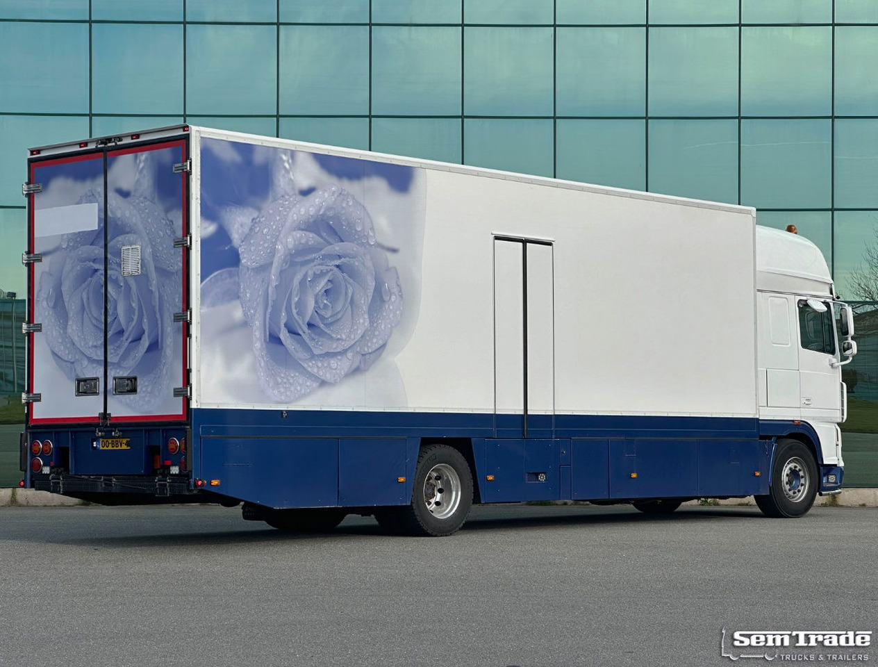 DAF XF 105.460 SSC 7 Karren BAK Bloemen Verkoop Koeling Klep Kachel - Kylbil lastbil: bild 4 DAF XF 105.460 SSC 7 Karren BAK Bloemen Verkoop Koeling Klep Kachel - Kylbil lastbil: bild 4