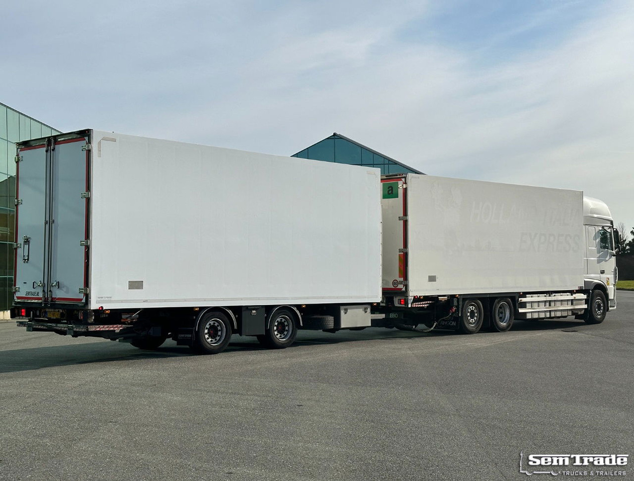 DAF XF 480 FAR SSC 6X2 50 CC Combi 2x Lift Carrier TRS Iceland TOP Condition NL - Kylbil lastbil: bild 3 DAF XF 480 FAR SSC 6X2 50 CC Combi 2x Lift Carrier TRS Iceland TOP Condition NL - Kylbil lastbil: bild 3