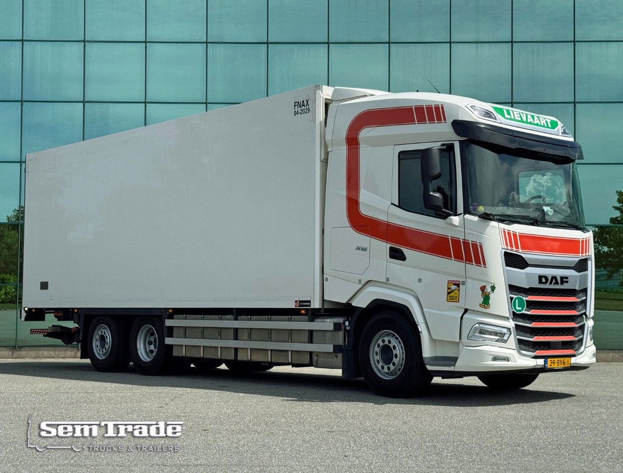 DAF XG 480 FAR 475.000 KM Carrier TRS Iceland 815 x 250 x 275 CM Inside Tail Lift NL Truck - Kylbil lastbil: bild 4 DAF XG 480 FAR 475.000 KM Carrier TRS Iceland 815 x 250 x 275 CM Inside Tail Lift NL Truck - Kylbil lastbil: bild 4