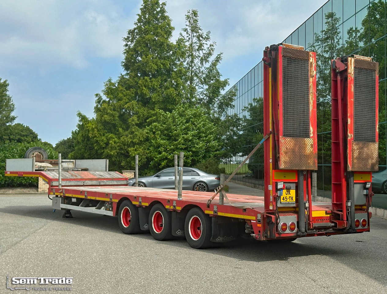 Nooteboom Osds-48-03V Stuuras 680 CM Uitschuifbaar Hydraulische Laadrampen Super - Låg lastare semitrailer: bild 3 Nooteboom Osds-48-03V Stuuras 680 CM Uitschuifbaar Hydraulische Laadrampen Super - Låg lastare semitrailer: bild 3