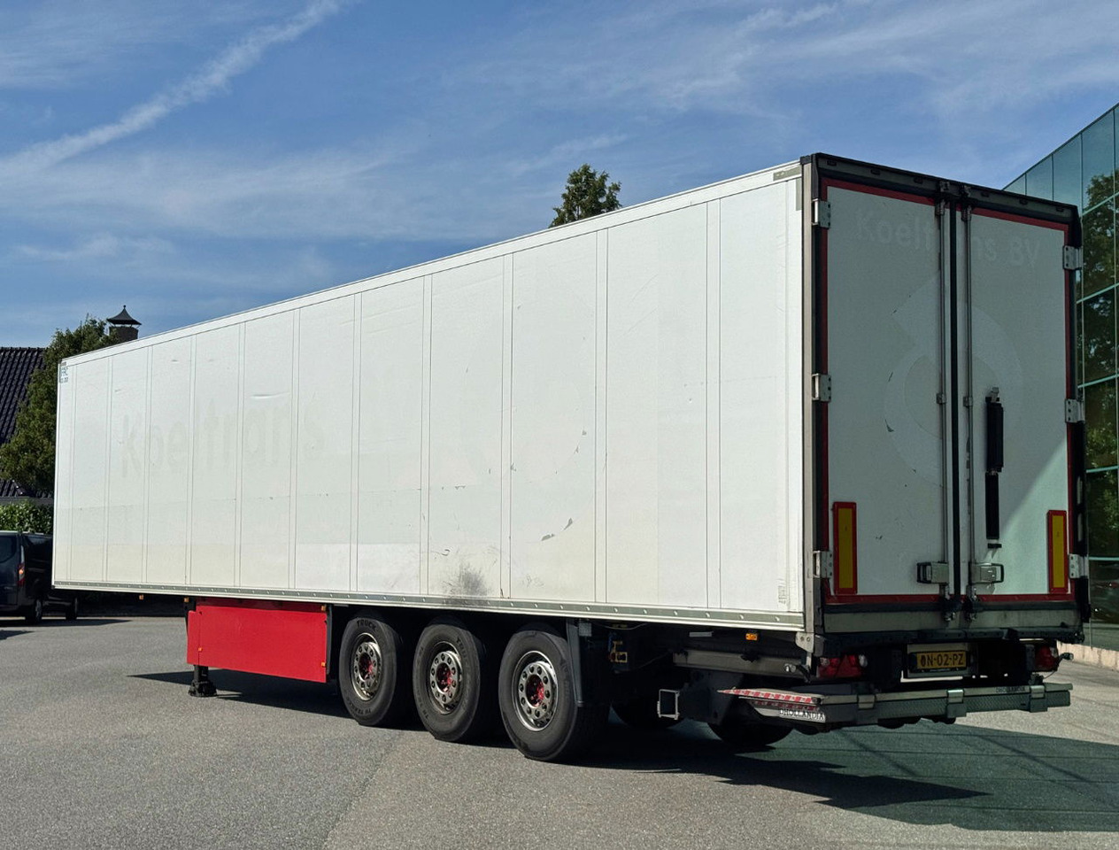 Schmitz Cargobull SCBS3B 270 CM High Flower Wide Liftaxle Tail Lift NL Trailer 6 - Kyl/ Frys semitrailer: bild 3 Schmitz Cargobull SCBS3B 270 CM High Flower Wide Liftaxle Tail Lift NL Trailer 6 - Kyl/ Frys semitrailer: bild 3