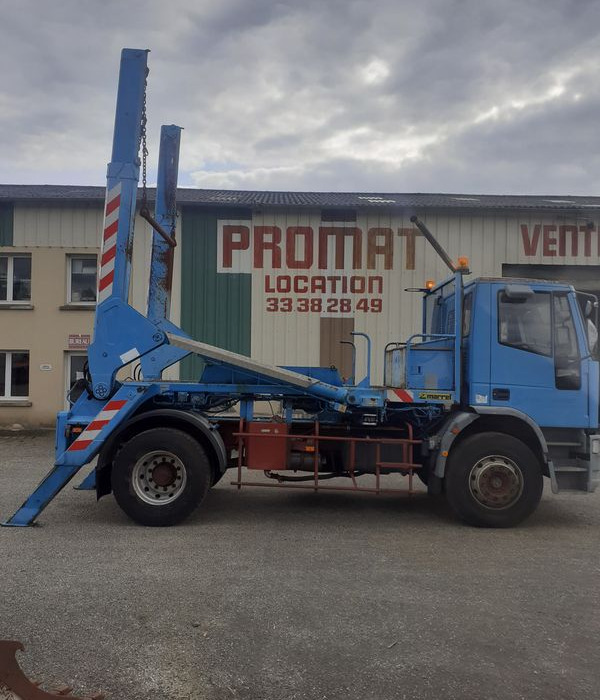 Camion Porte tourets Renault ,Iveco ,etc - Liftdumper lastbil: bild 2 Camion Porte tourets Renault ,Iveco ,etc - Liftdumper lastbil: bild 2