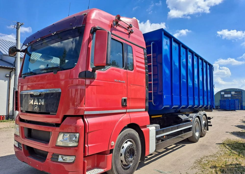 MAN TGX 26.440 Euro 5 Hakowiec - Lastväxlare lastbil: bild 1 MAN TGX 26.440 Euro 5 Hakowiec - Lastväxlare lastbil: bild 1