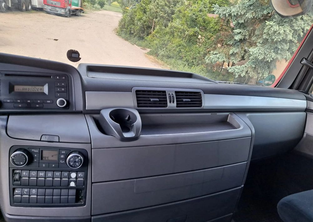 MAN TGX 26.440 Euro 5 Hakowiec - Lastväxlare lastbil: bild 3 MAN TGX 26.440 Euro 5 Hakowiec - Lastväxlare lastbil: bild 3