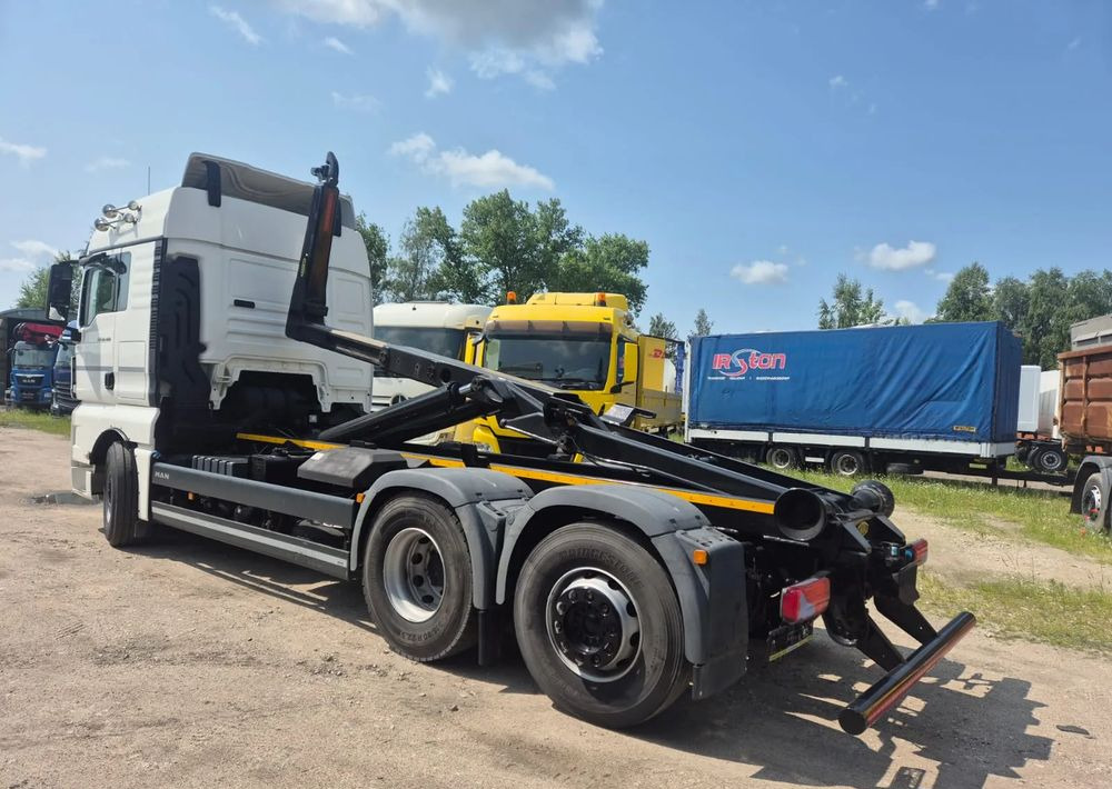 MAN TGX 26-460 Hakowiec oś skrętna - Lastväxlare lastbil: bild 1 MAN TGX 26-460 Hakowiec oś skrętna - Lastväxlare lastbil: bild 1