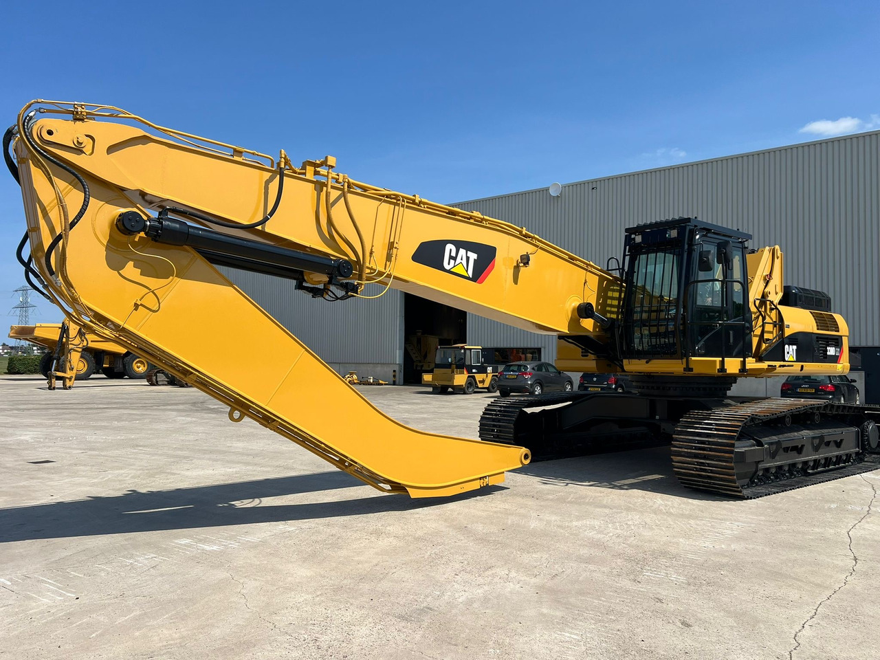 CATERPILLAR 330D MH - Materialhanterare: bild 2 CATERPILLAR 330D MH - Materialhanterare: bild 2