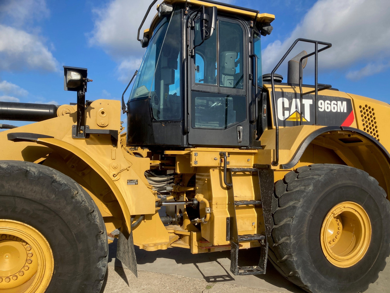 CATERPILLAR 966M - Hjullastare: bild 2 CATERPILLAR 966M - Hjullastare: bild 2