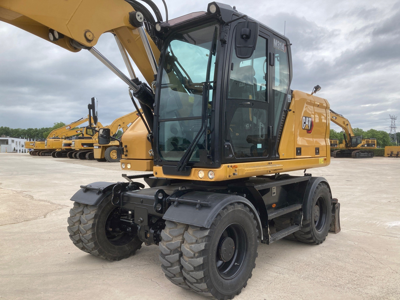 CATERPILLAR M314 - Grävmaskin på däck: bild 2 CATERPILLAR M314 - Grävmaskin på däck: bild 2