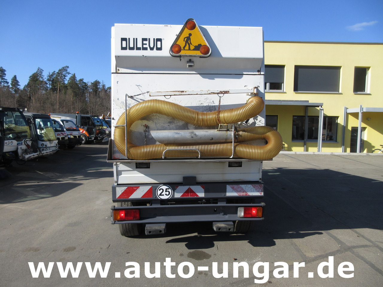 DULEVO 5000 City Hochentleerung Handsaugschlauch Frontbesen 4x4x4 - Sopmaskin: bild 4 DULEVO 5000 City Hochentleerung Handsaugschlauch Frontbesen 4x4x4 - Sopmaskin: bild 4