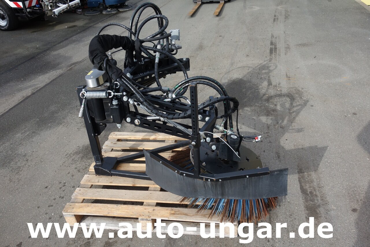 Schmidt Nilfisk 3. Besen für City Ranger Jungo Jet 3500 Multigo - Sopaggregat för Utility/ Specialfordon: bild 1 Schmidt Nilfisk 3. Besen für City Ranger Jungo Jet 3500 Multigo - Sopaggregat för Utility/ Specialfordon: bild 1