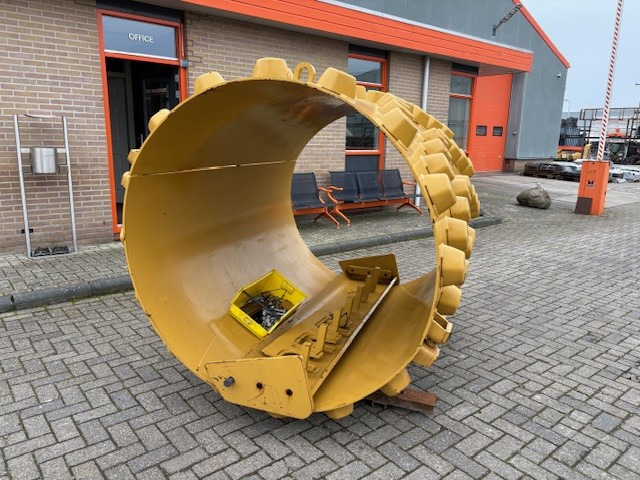 CATERPILLAR CS10/CS11/CS12/CS13 Padfoot kit - Asfaltvält: bild 2 CATERPILLAR CS10/CS11/CS12/CS13 Padfoot kit - Asfaltvält: bild 2