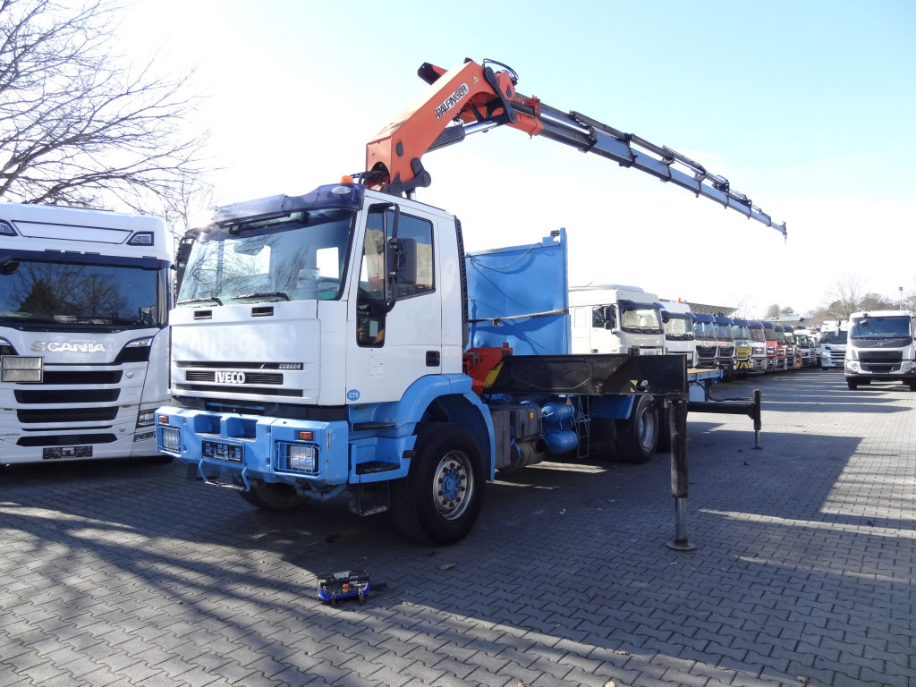 Iveco EuroTrakker 260E31 6X4 Palfinger 36002 - Kranbil, Flakbil: bild 1 Iveco EuroTrakker 260E31 6X4 Palfinger 36002 - Kranbil, Flakbil: bild 1