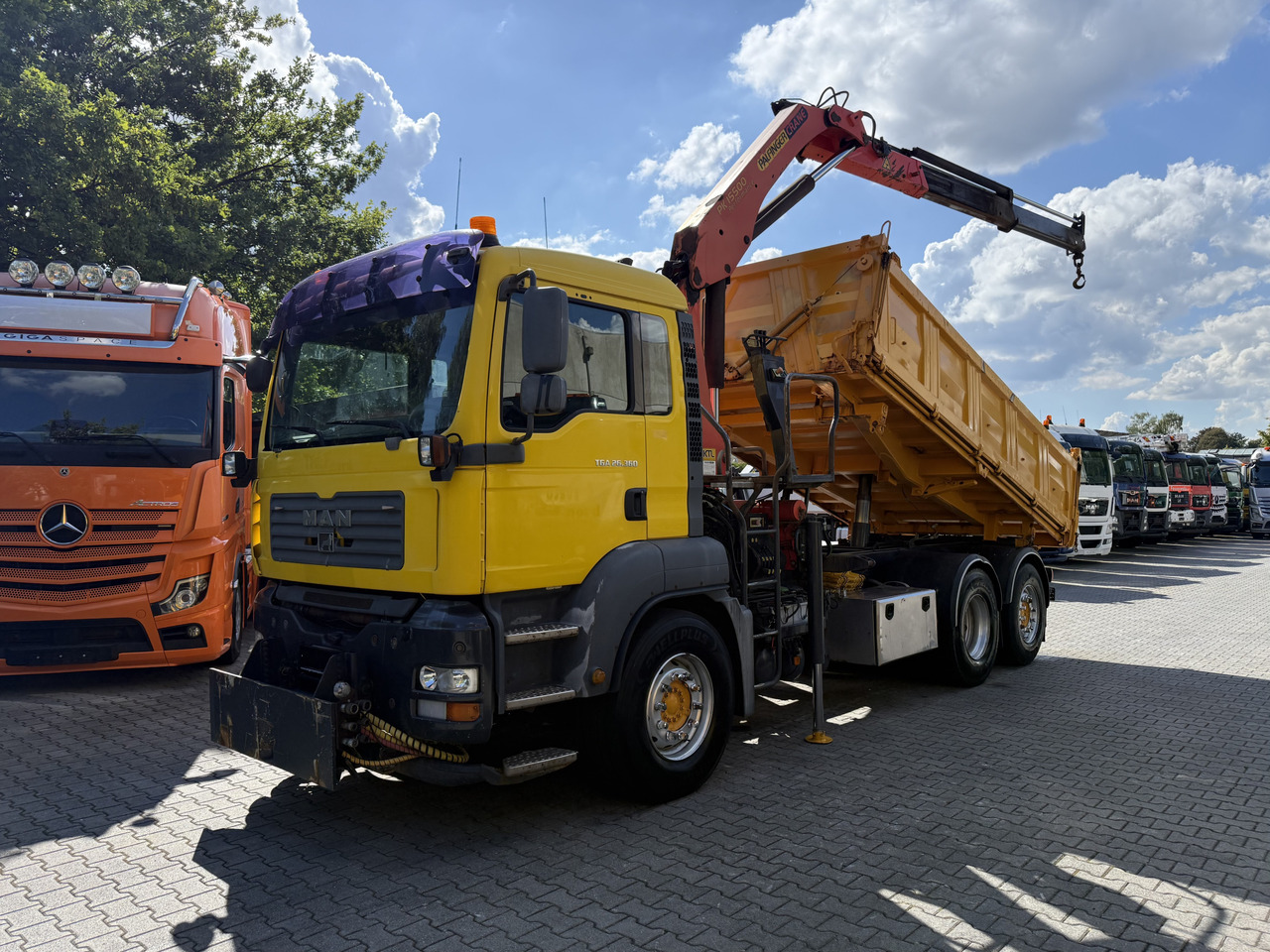 MAN TGA 26.360 6X2 Kipper Kran Palfinger 15500 - Tippbil lastbil, Kranbil: bild 1 MAN TGA 26.360 6X2 Kipper Kran Palfinger 15500 - Tippbil lastbil, Kranbil: bild 1