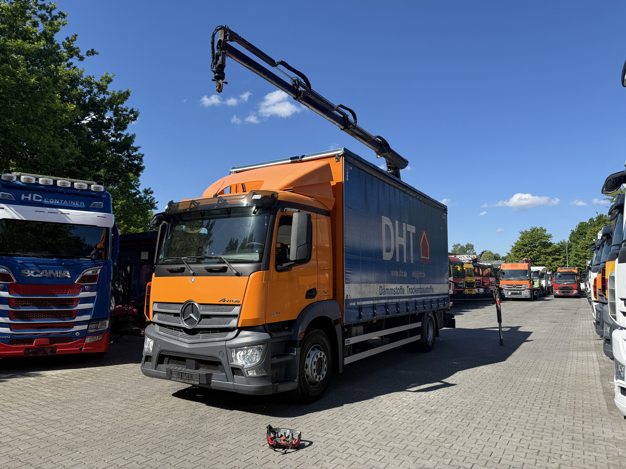 Mercedes-Benz Actros 1827 Kran Palfinger PK 9002 - Kranbil, Kapellbil: bild 1 Mercedes-Benz Actros 1827 Kran Palfinger PK 9002 - Kranbil, Kapellbil: bild 1