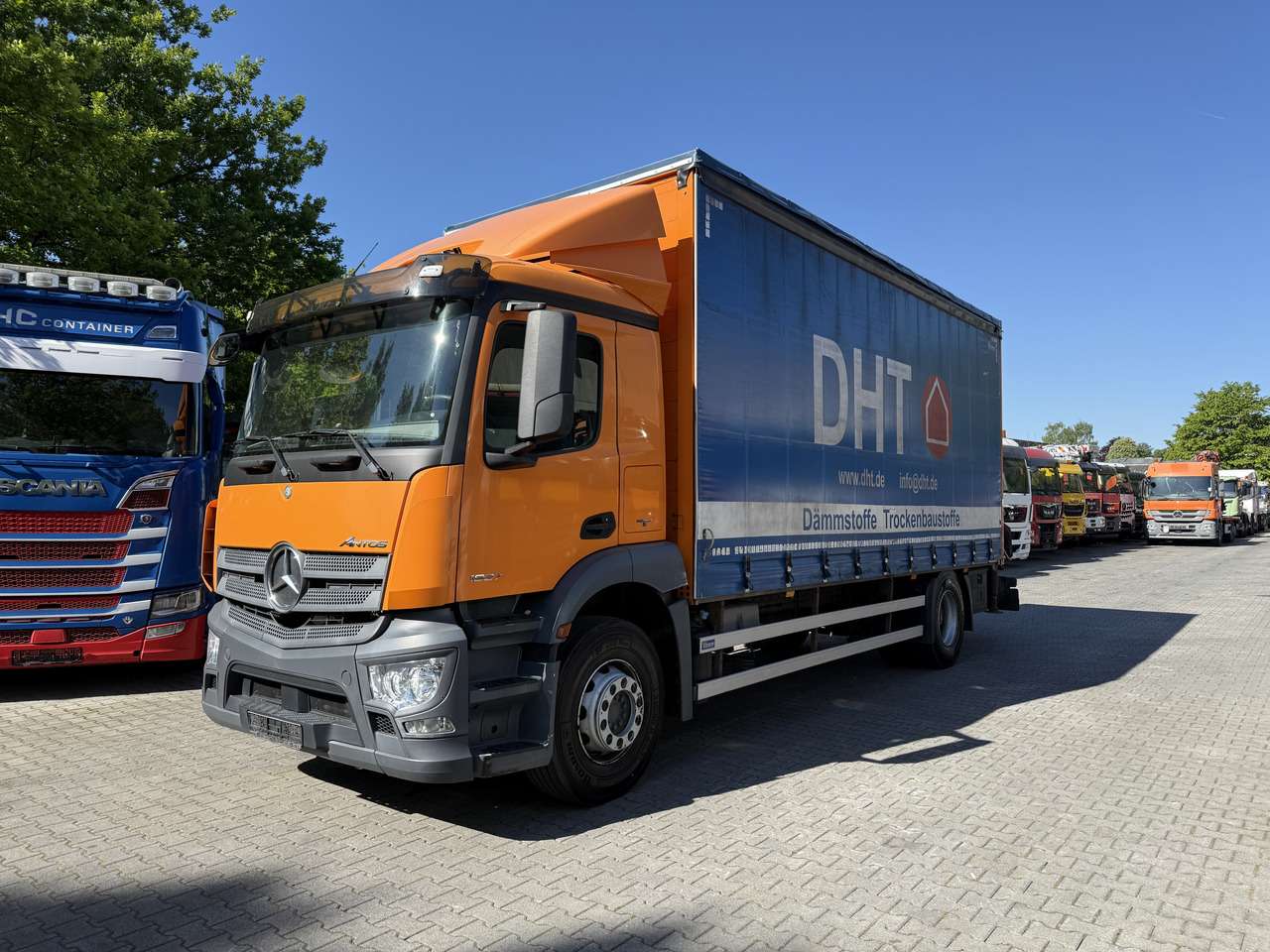 Mercedes-Benz Actros 1827 Kran Palfinger PK 9002 - Kapellbil, Kranbil: bild 1 Mercedes-Benz Actros 1827 Kran Palfinger PK 9002 - Kapellbil, Kranbil: bild 1