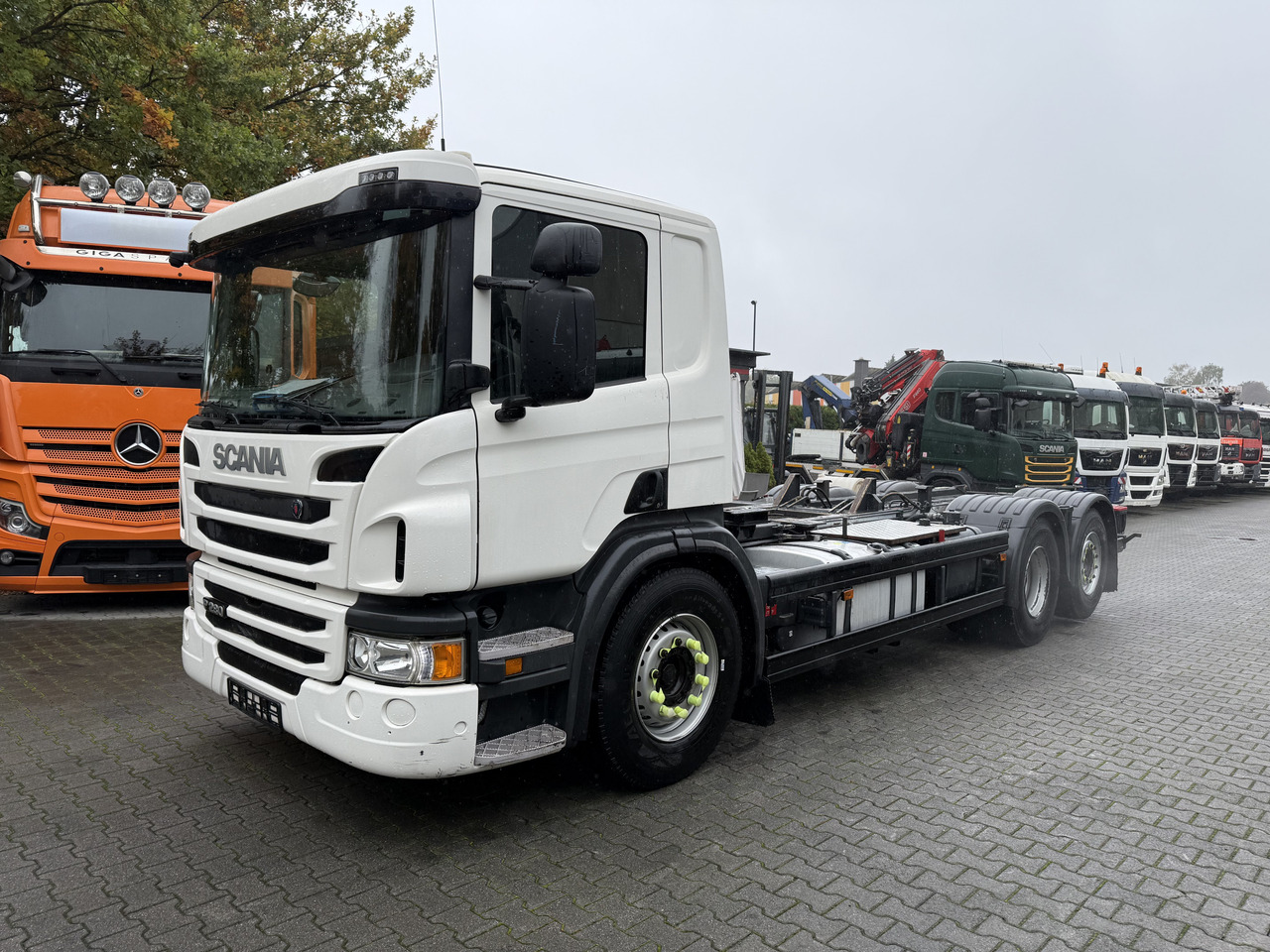 Scania P280 6X2*4 - Chassi lastbil: bild 1 Scania P280 6X2*4 - Chassi lastbil: bild 1