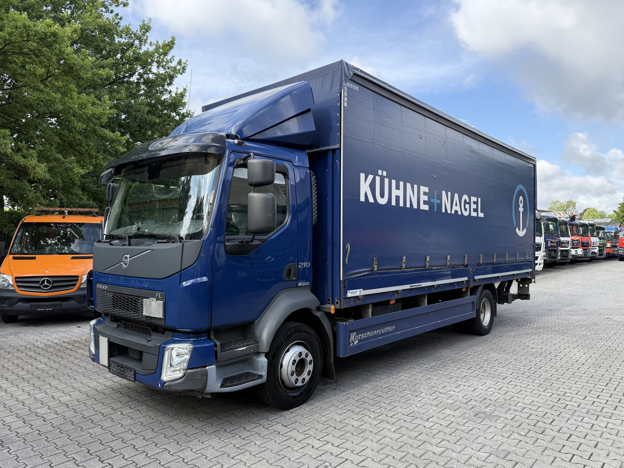 Volvo FL210 14 Tonner - Kapellbil: bild 1 Volvo FL210 14 Tonner - Kapellbil: bild 1