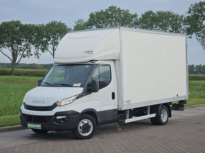 Iveco Daily 35C16 Bakwagen Laadklep! - Volymskåp: bild 2 Iveco Daily 35C16 Bakwagen Laadklep! - Volymskåp: bild 2