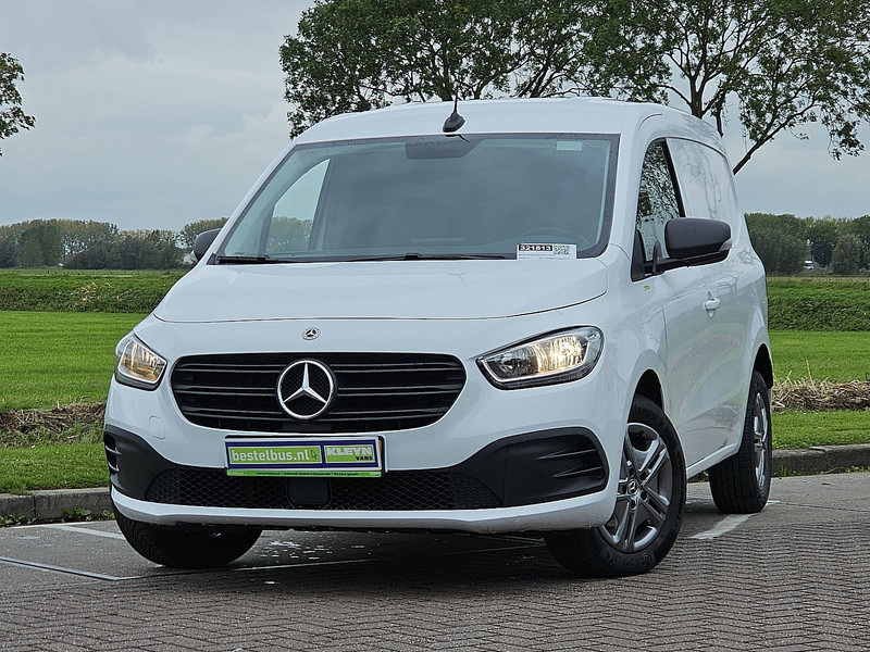 Mercedes-Benz Citan 112 CDI AC EURO6 - Volymskåp: bild 1 Mercedes-Benz Citan 112 CDI AC EURO6 - Volymskåp: bild 1