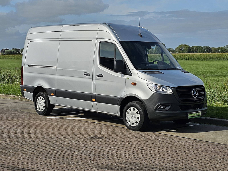Mercedes-Benz Sprinter 317 L2H2 360 Camera RWD - Skåpbil: bild 5 Mercedes-Benz Sprinter 317 L2H2 360 Camera RWD - Skåpbil: bild 5