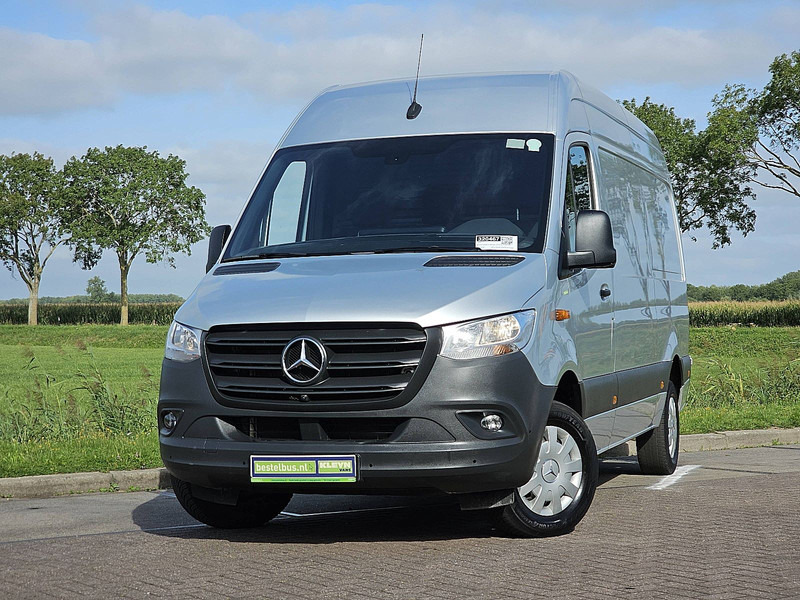 Mercedes-Benz Sprinter 317 L2H2 360 Camera RWD - Skåpbil: bild 1 Mercedes-Benz Sprinter 317 L2H2 360 Camera RWD - Skåpbil: bild 1