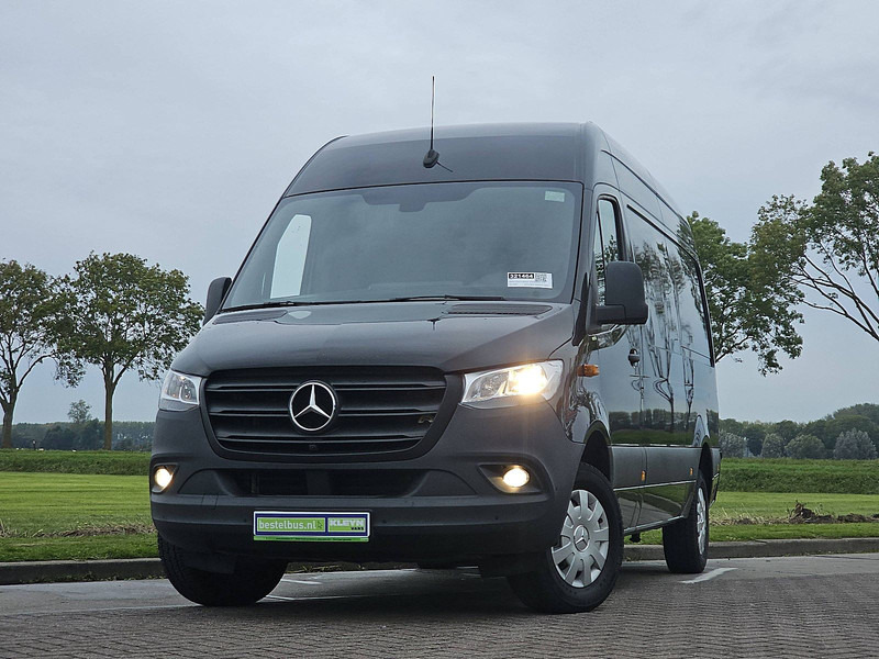 Mercedes-Benz Sprinter 317 L2H2 Mbux 360camera! - Skåpbil: bild 1 Mercedes-Benz Sprinter 317 L2H2 Mbux 360camera! - Skåpbil: bild 1