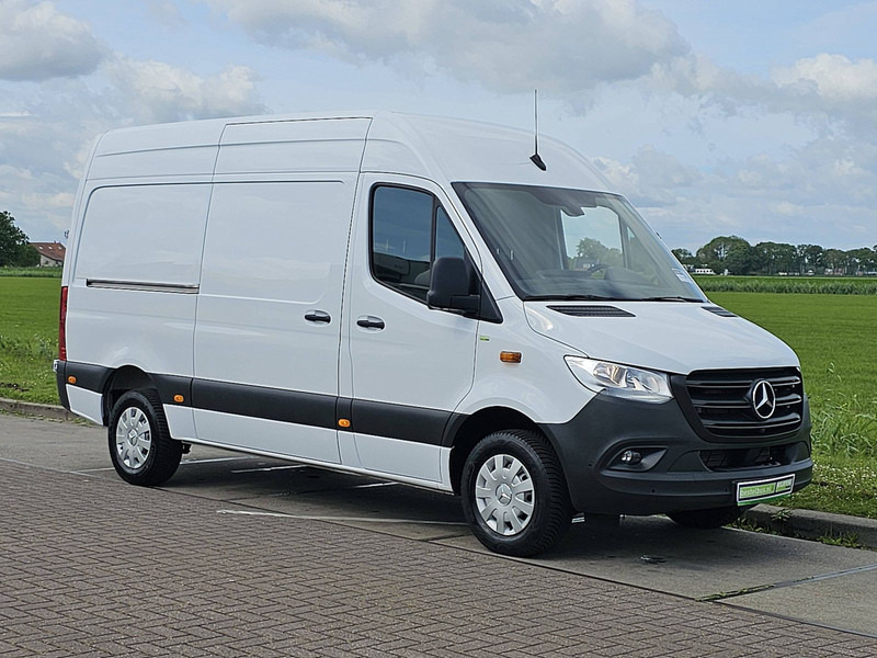 Mercedes-Benz Sprinter 317 L2H2 Navi Mbux - Skåpbil: bild 5 Mercedes-Benz Sprinter 317 L2H2 Navi Mbux - Skåpbil: bild 5